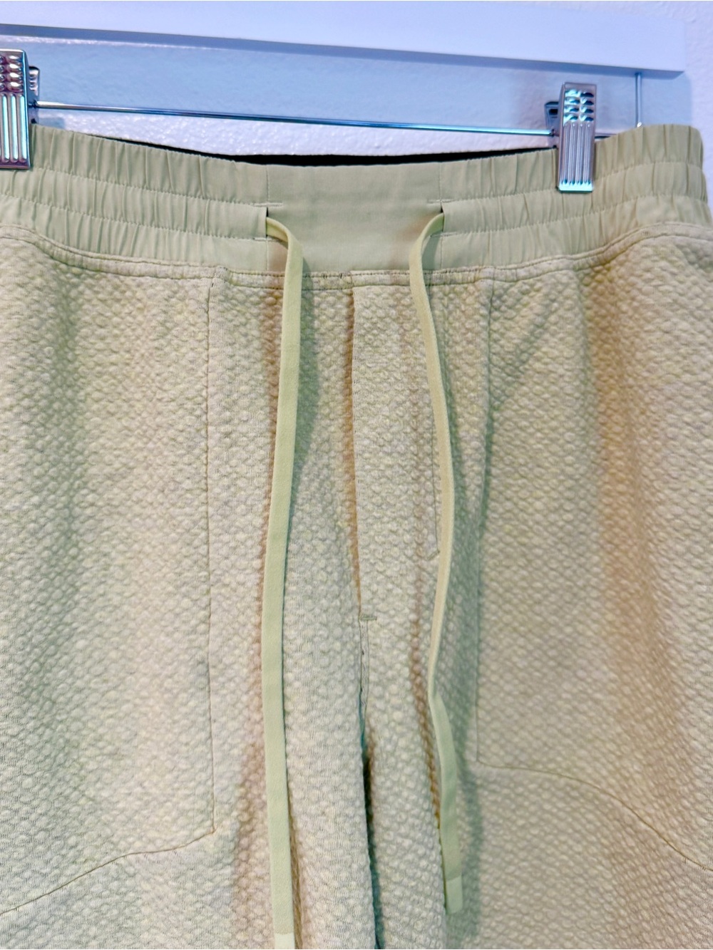 Lululemon Mens At Ease Textured 7" Athleisure Lounge Classic Fit Shorts Size S - Picture 3 of 7